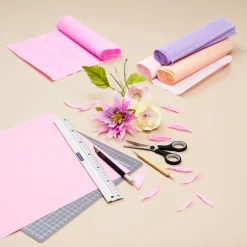 Cartotecnica Rossi kräppapper 17E1 – gammelrosa, 180 g rulle (144 g/m²) à 50×250 cm