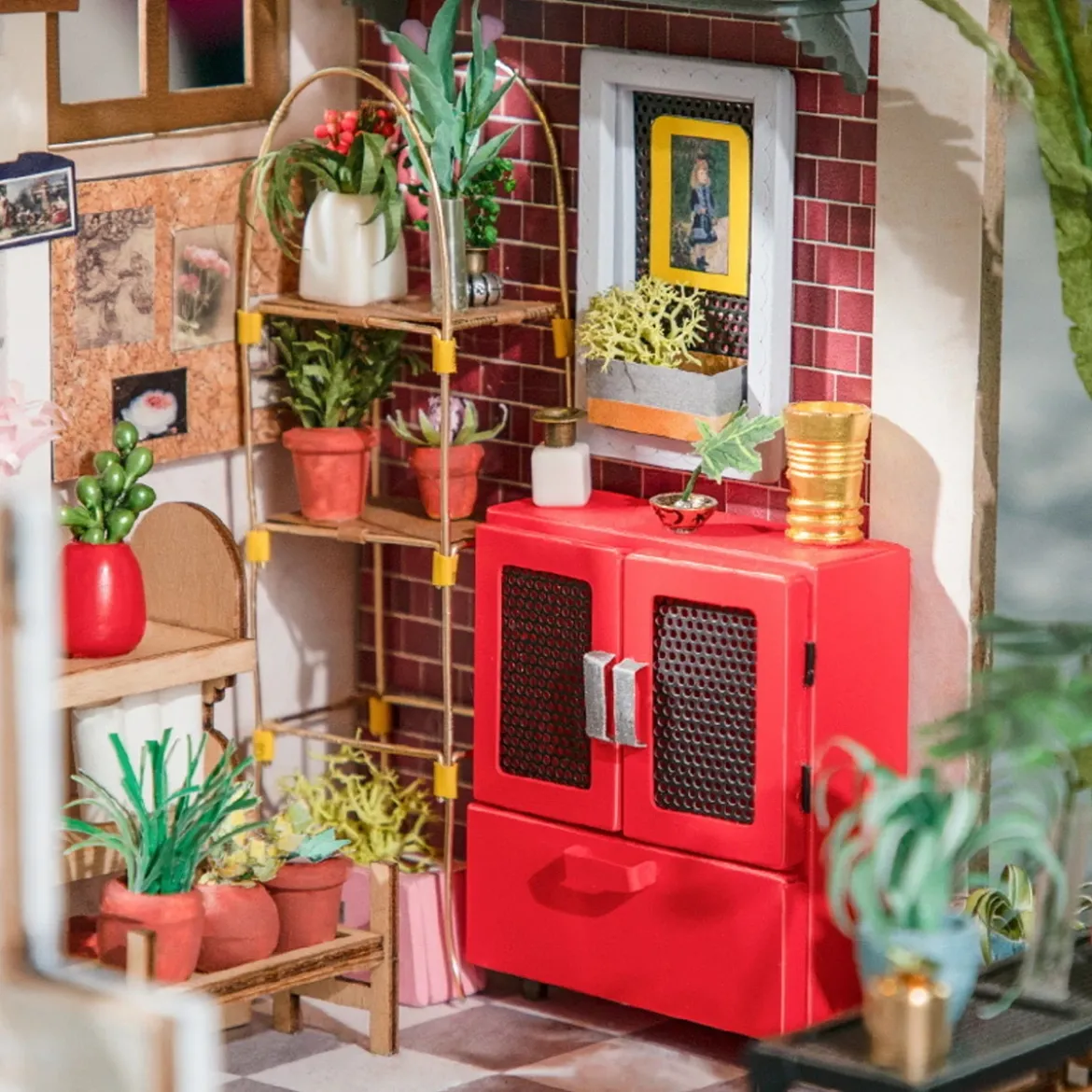 DIY Mini Emily's Flower Shop