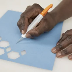 Fiskars Precision Cutting & Carving – mångsidigt knivset med precision