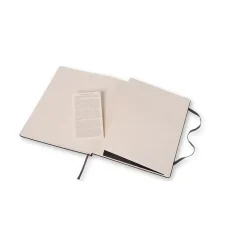 Moleskine Classic Notebook XL (19×25 cm), svart hård pärm – 192 rutade sidor