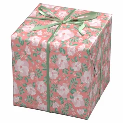 Presentpapper på rulle 10 m × 57 cm – rosa blomsterhav