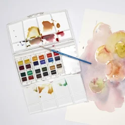 Winsor & Newton Cotman Travellers set, akvarellfärg i 24 halvkoppar, etui & pensel